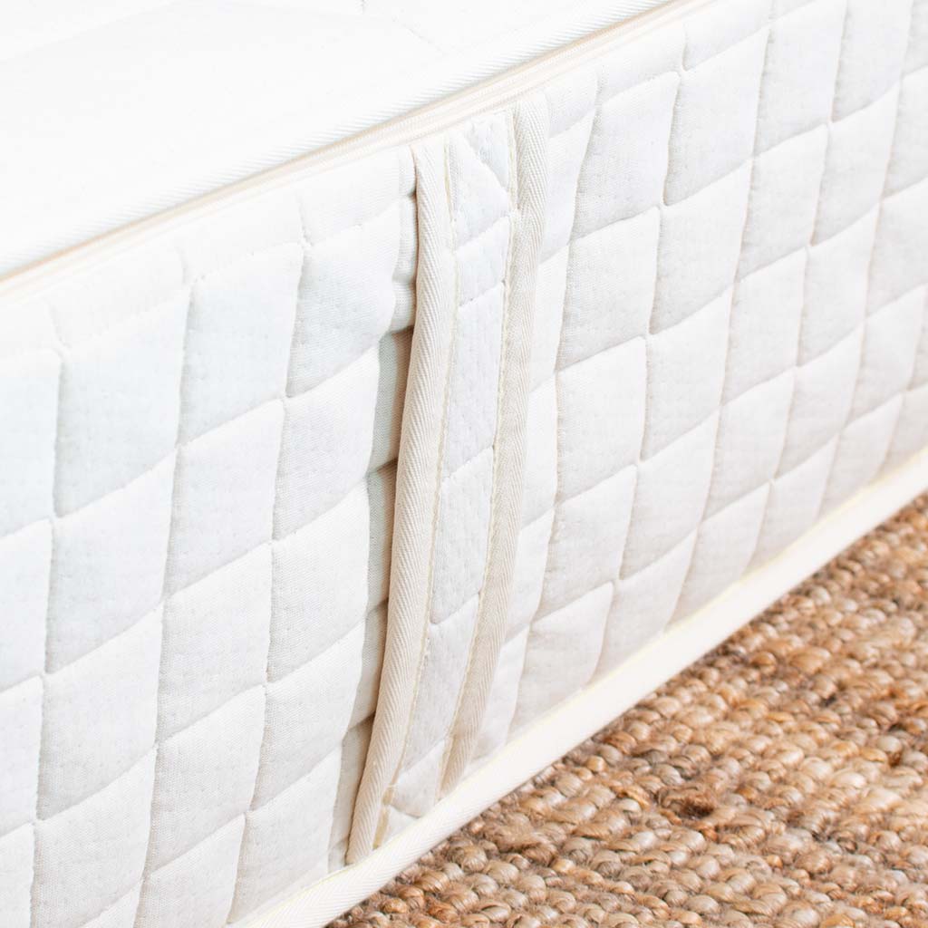 Handles on Pocket Coil Mattress